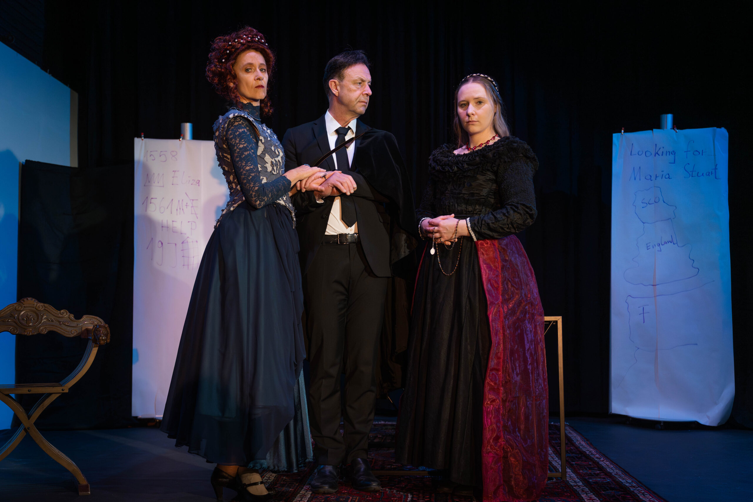 Ensemble des Erthaltheaters auf der Bühne